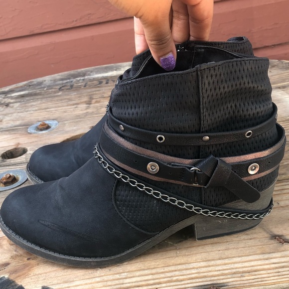 So ankle booties sz 8.5 M - Picture 2 of 11